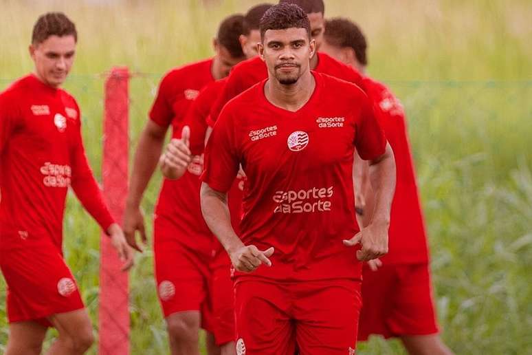 Cl&aacute;ssico vale primeiras posi&ccedil;&otilde;es da tabela &ndash;