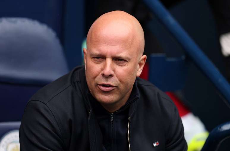 Arne Slot durante partida do Liverpool na Premier League &ndash;
