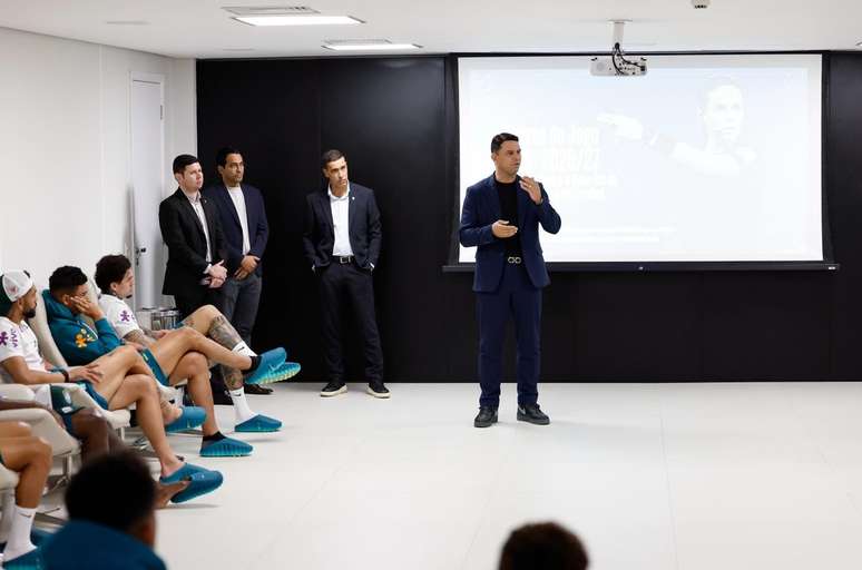 Presidente da Comiss&atilde;o de Arbitragem da CBF, Rodrigo Cintra, detalhou as mudan&ccedil;as nas regras &ndash;
