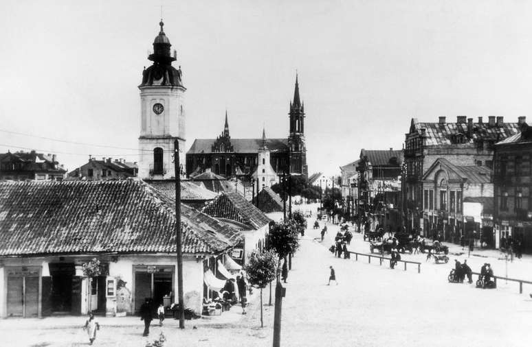 A cidade polonesa de Białystok em 1940, onde o bisav&ocirc; de Rosa era policial