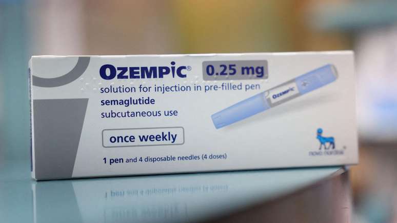 Uma caixa de Ozempic, fabricada pela Novo Nordisk, em uma farm&aacute;cia em Londres