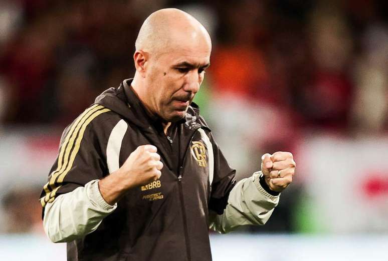 Leonardo Jardim celebra vit&oacute;ria do Flamengo sobre o Coritiba &ndash; FOTOS: GILVAN DE SOUZA/FLAMENGO