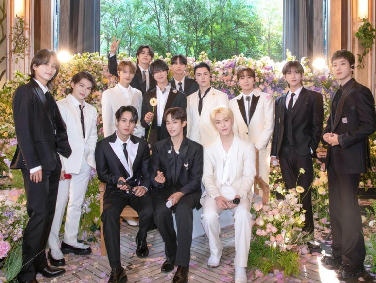(Foto: Weverse &ndash; SEVENTEEN)