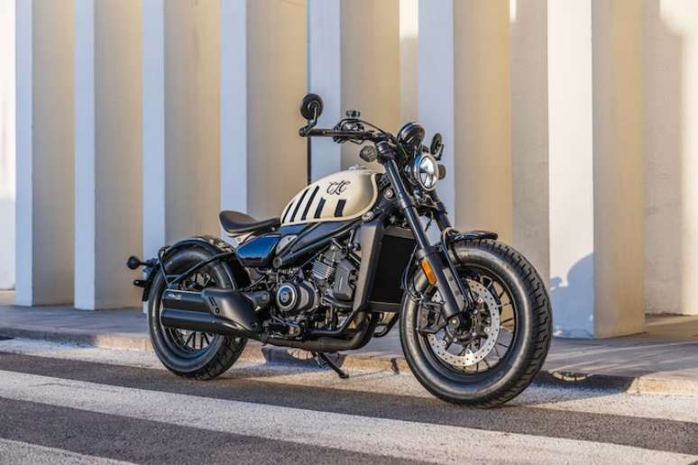 CFMoto 450CLC Bobber