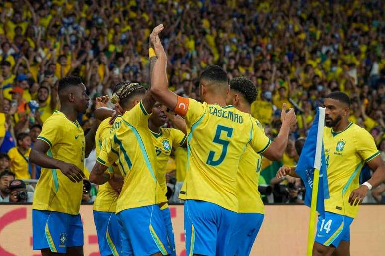 Brasil aplicou goleada de 6 a 2 no Panam&aacute; &ndash;