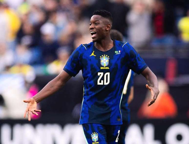 Brasil encara o Haiti com seu segundo uniforme &ndash;