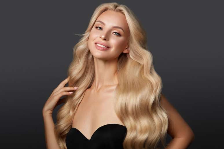 Com mais brilho, movimento e naturalidade, o loiro inspirado em Marilyn Monroe segue entre as principais tend&ecirc;ncias de beleza 