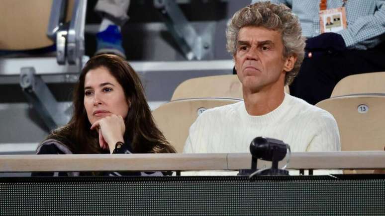O tricampe&atilde;o de Roland-Garros, Gustavo Kuerten, assiste ao jogo de Jo&atilde;o Fonseca pelas oitavas de final da competi&ccedil;&atilde;o. Em Paris, em 31 de maio de 2026.