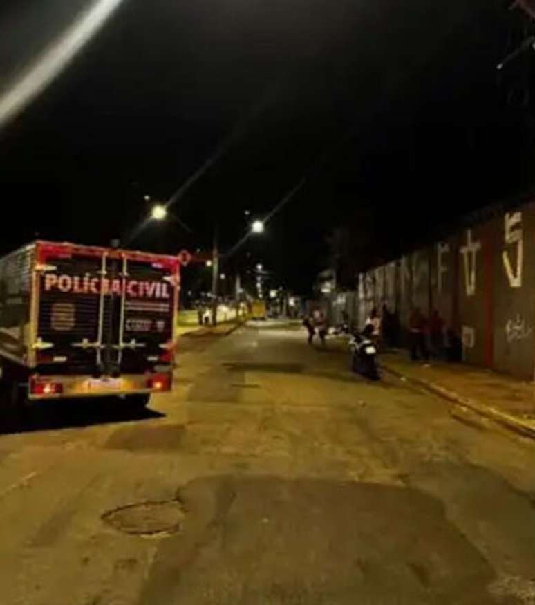 Equipe da Pol&iacute;cia Civil foi acionada ap&oacute;s a morte de um torcedor do Cruzeiro &ndash;