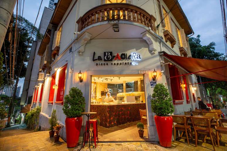 Pizzaria La Braciera em Higien&oacute;polis