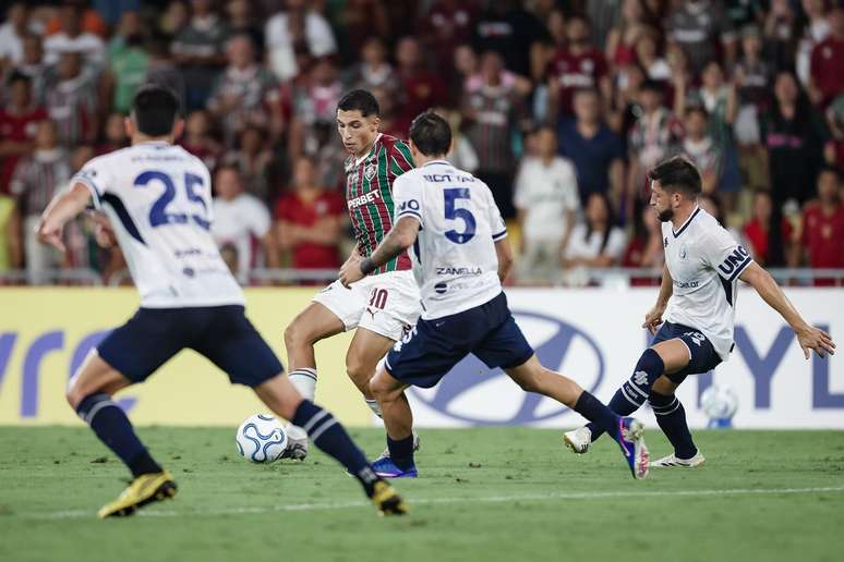 Serna em Fluminense x Independiente Rivadavia, pela Libertadores 