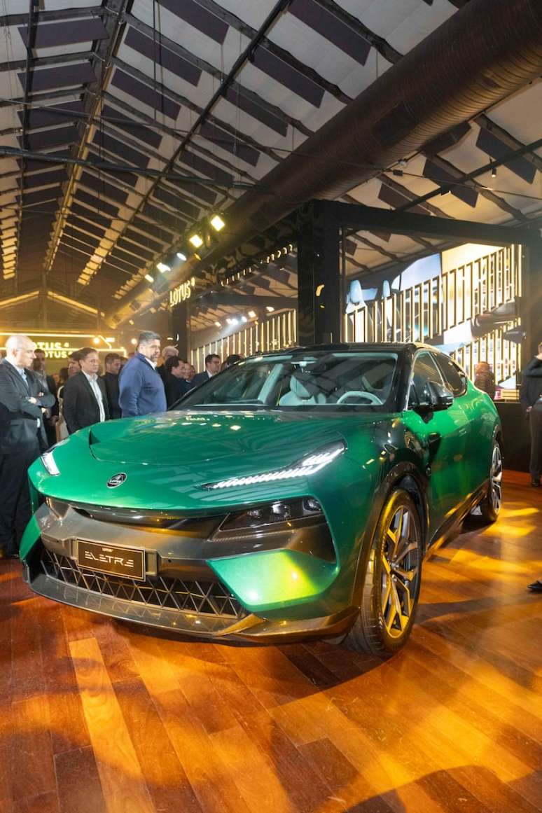 Lotus Eletre