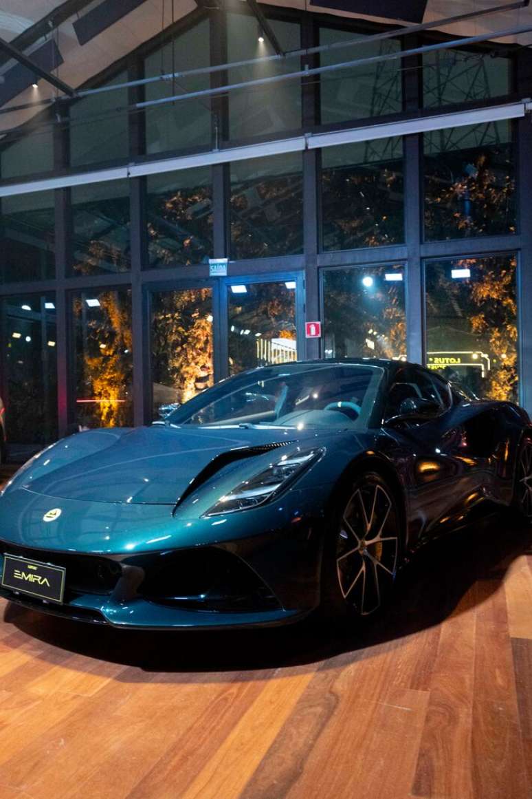 Lotus Emira