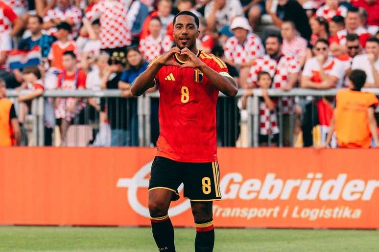 Tielemans &eacute; um dos principais nomes da sele&ccedil;&atilde;o da B&eacute;lgica &ndash;