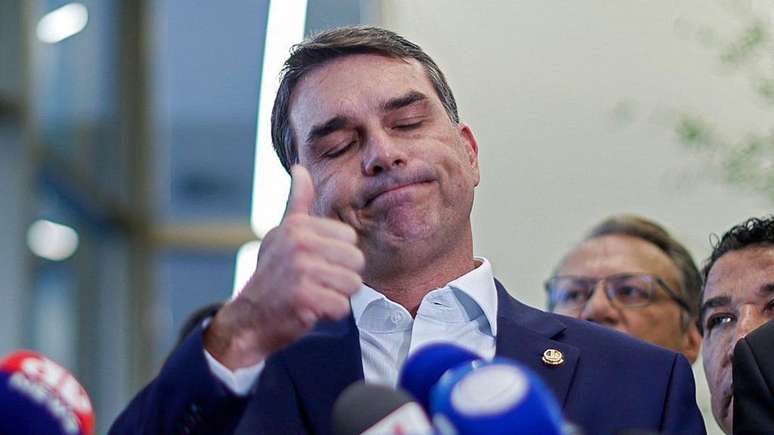 Relat&oacute;rio dos EUA pode dificultar tarefa de Fl&aacute;vio de conquistar eleitor antipetista, mas n&atilde;o convictamente bolsonarista, diz Rafael Cortez, da Tend&ecirc;ncias Consultoria