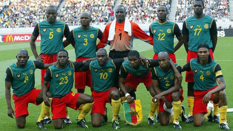 Foto da sele&ccedil;&atilde;o de Camar&otilde;es na Copa do Mundo de 2002