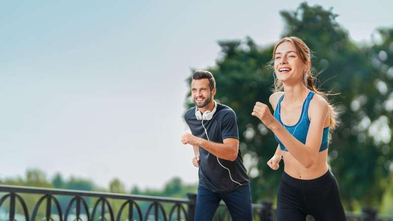 Corrida, tecnologia vest&iacute;vel e esportes outdoor est&atilde;o entre as principais tend&ecirc;ncias fitness de 2026