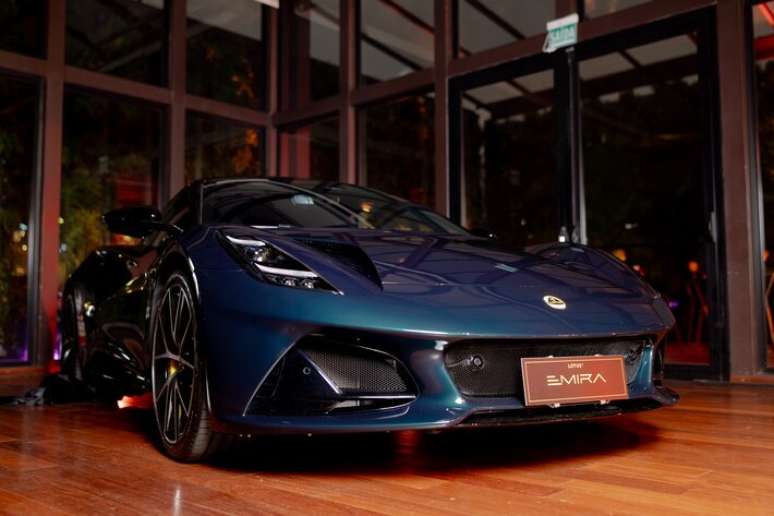 Lotus Emira