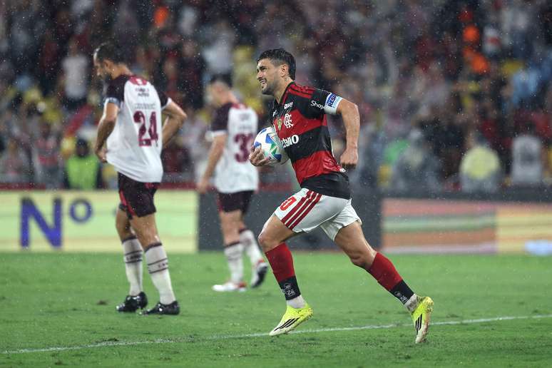 Giorgian de&nbsp;Arrascaeta pelo Flamengo 