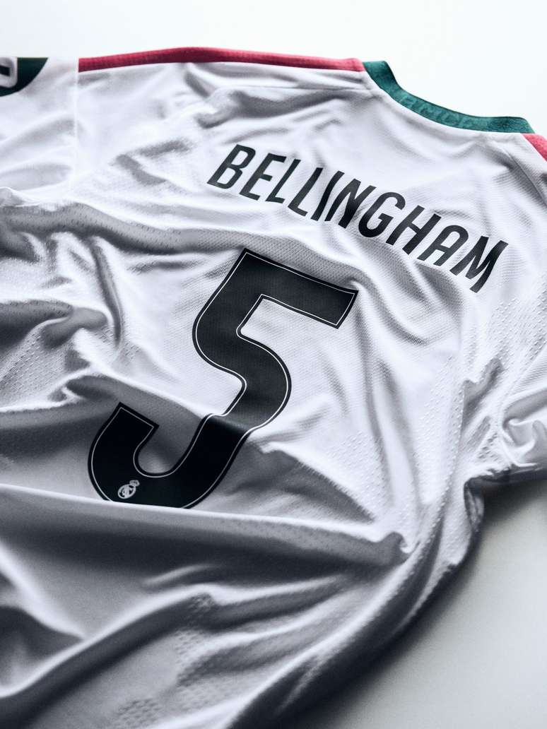 Camisa do Belligham &ndash;