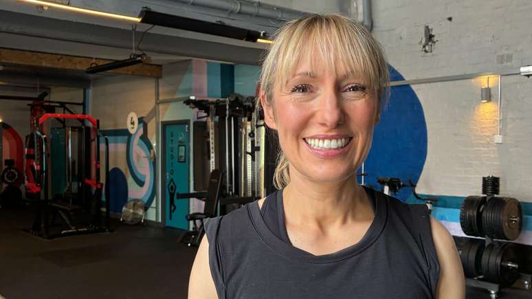 Bev Wilson &eacute; instrutora de muscula&ccedil;&atilde;o