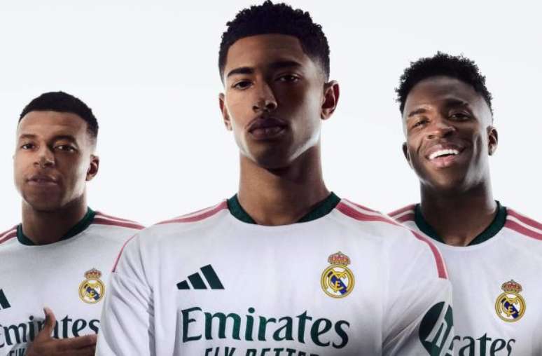 Divulga&ccedil;&atilde;o/Real Madrid - Legenda: Nova camisa do Real Madrid apresenta detalhes em verde e rosa