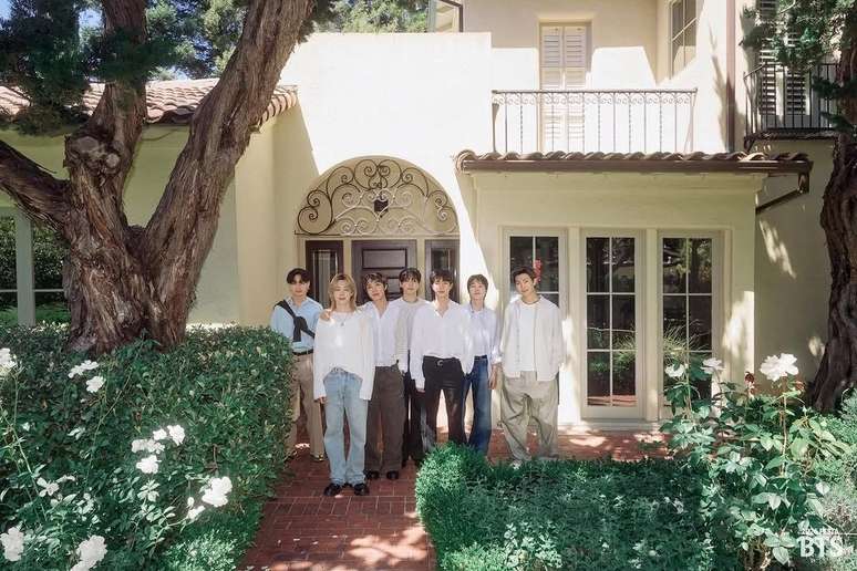 (Foto: Weverse &ndash; BTS)