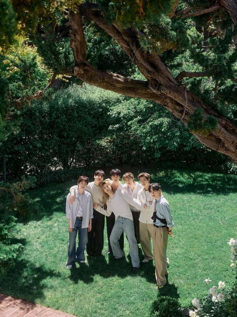 (Foto: Weverse &ndash; BTS)
