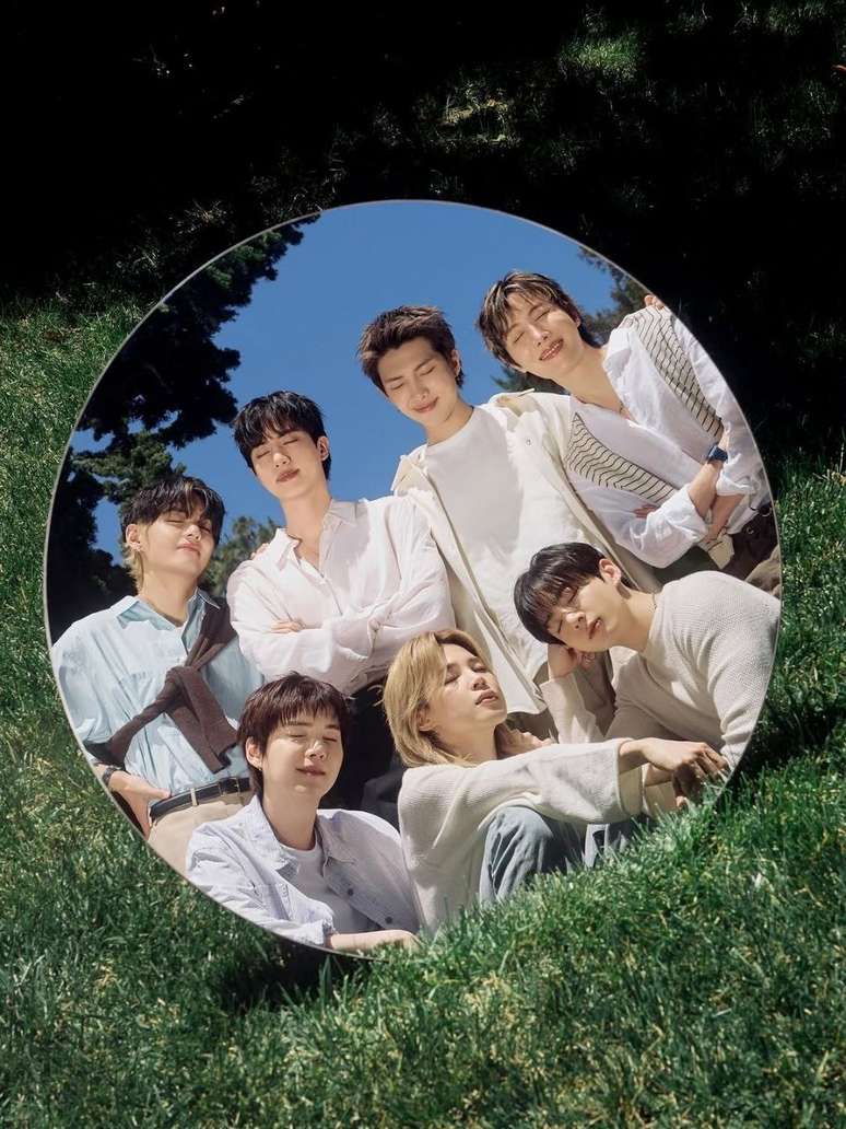 (Foto: Weverse &ndash; BTS)
