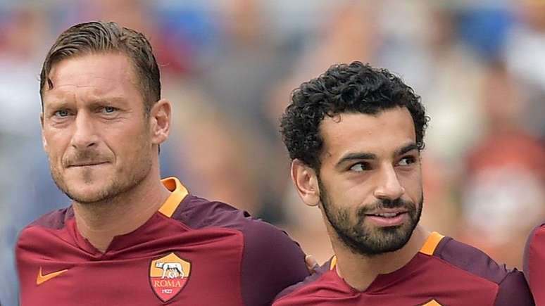 Salah jogou com seu &iacute;dolo Totti na Roma