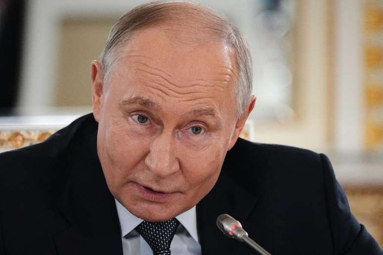 Putin falando na quinta-feira durante um f&oacute;rum econ&ocirc;mico em S&atilde;o Petersburgo