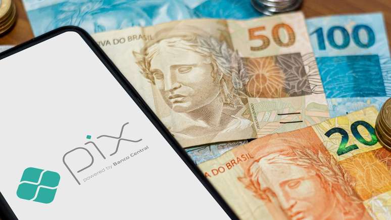 O ritmo de ado&ccedil;&atilde;o do Pix chamou aten&ccedil;&atilde;o dentro e fora do pa&iacute;s. Poucos meses ap&oacute;s o lan&ccedil;amento, milh&otilde;es de usu&aacute;rios j&aacute; haviam cadastrado chaves &ndash; depositphotos.com / Etalbr