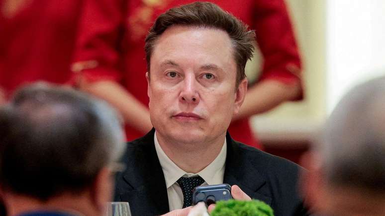 Elon Musk deve se tornar a pessoa mais rica do mundo com a estreia da SpaceX na bolsa de valores