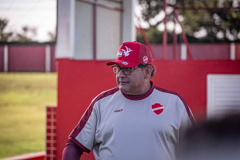 Guto Ferreira, treinador do Vila Nova-GO &ndash;