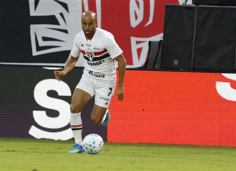 Lucas Moura pode ficar de fora do restante da temporada &ndash;