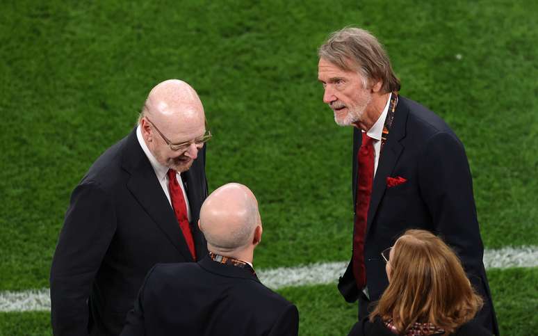 Jim Ratcliffe (&agrave; direita) durante a final da Liga Europa 2024/25 (