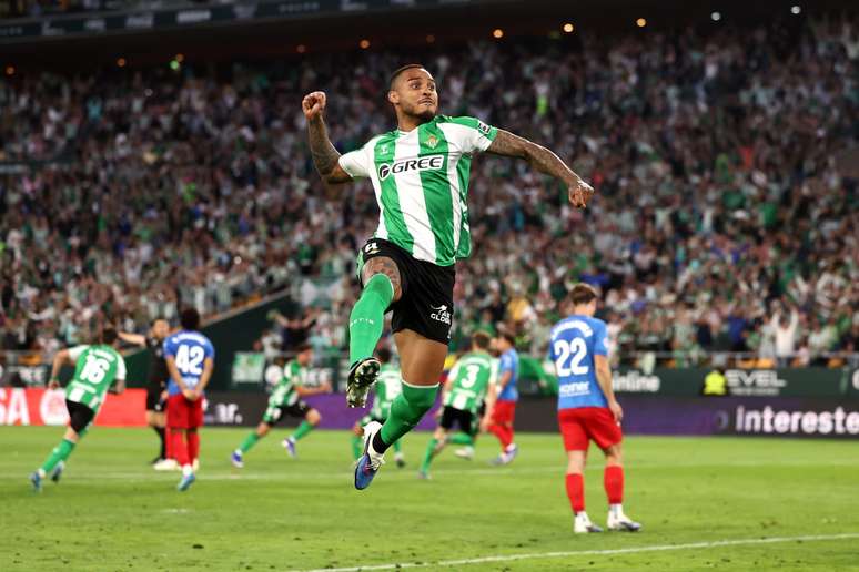 Revelado pelo Flamengo, Natan atua pelo Real Betis 