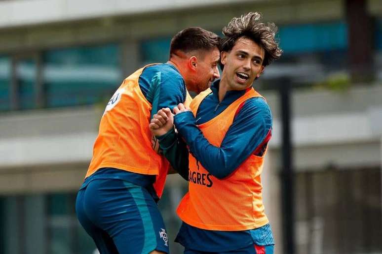 Jogadores de Portugal durante treinamento da sele&ccedil;&atilde;o &ndash;