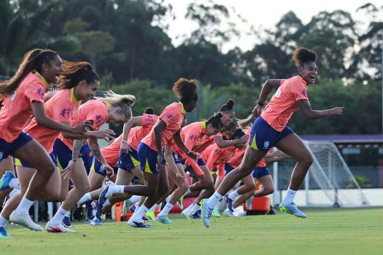 Sele&ccedil;&atilde;o Brasileira feminina se prepara para mais um amistoso &ndash;
