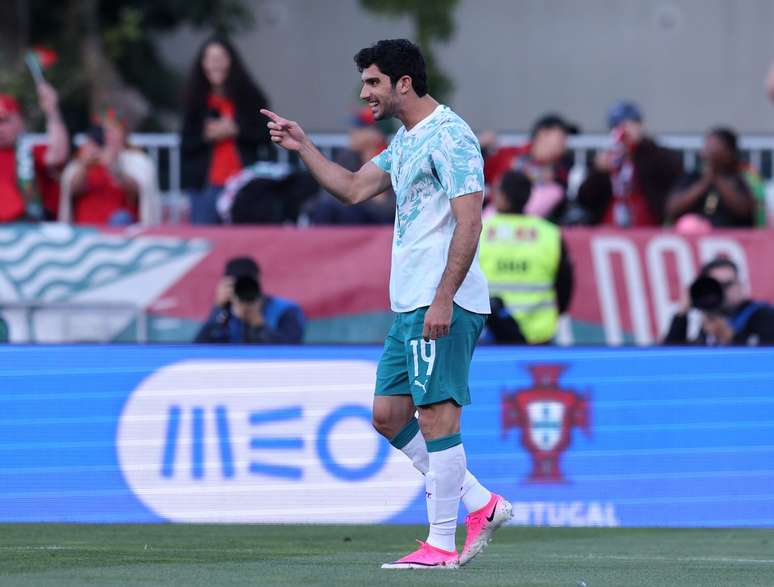 Gon&ccedil;alo Guedes ap&oacute;s marcar o primeiro gol 