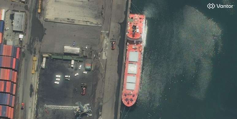 O navio brit&acirc;nico Pacific Egret chegou e partiu discretamente da Venezuela
