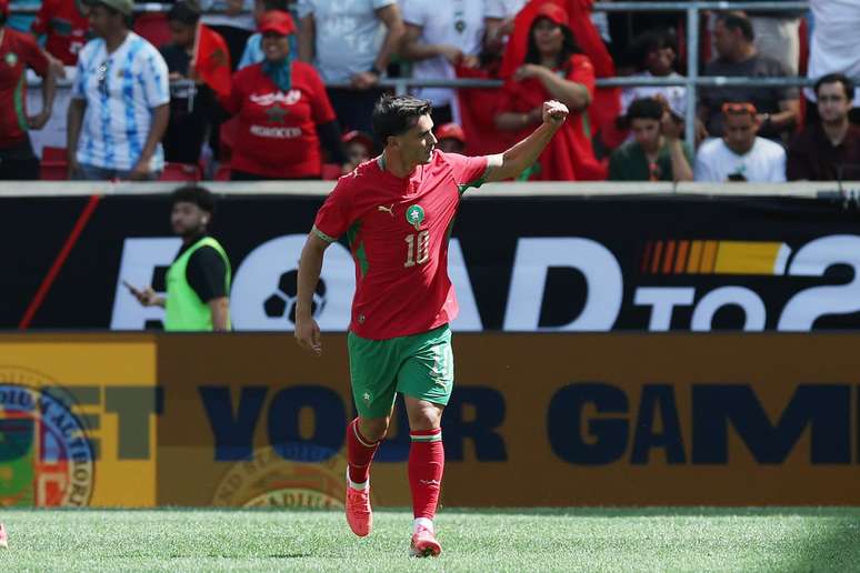 Brahim D&iacute;az, jogador do Real Madrid, celebra o gol de Marrocos. Mas, na etapa final, a Noruega empataria.