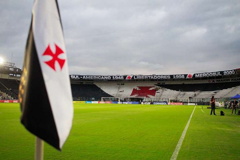 Vasco est&aacute; insatisfeito com a condi&ccedil;&atilde;o do gramado de S&atilde;o Janu&aacute;rio &ndash;