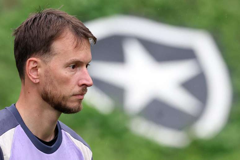 Neto n&atilde;o conseguiu se firmar no Botafogo &ndash;