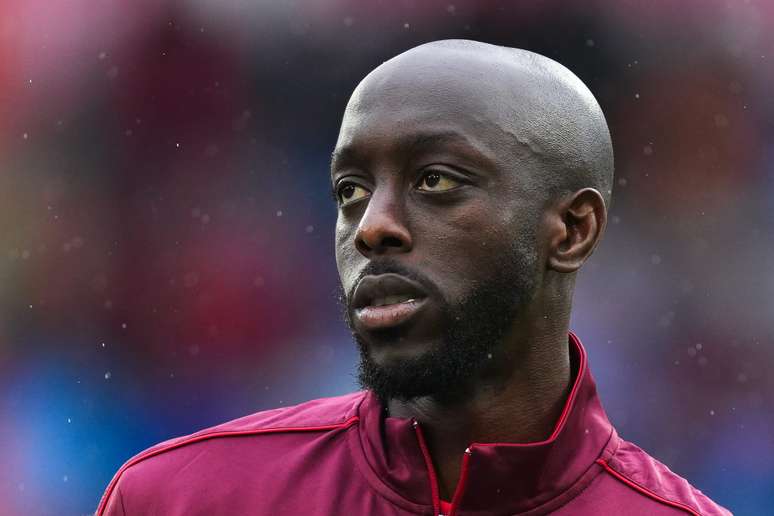 Yoane Wissa em amistoso pela RD Congo contra a Dinamarca 