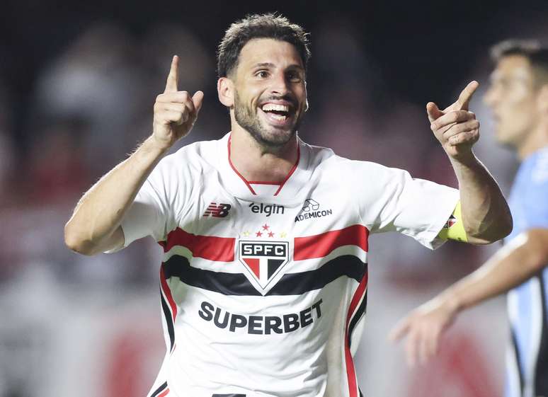Calleri, do S&atilde;o Paulo. 