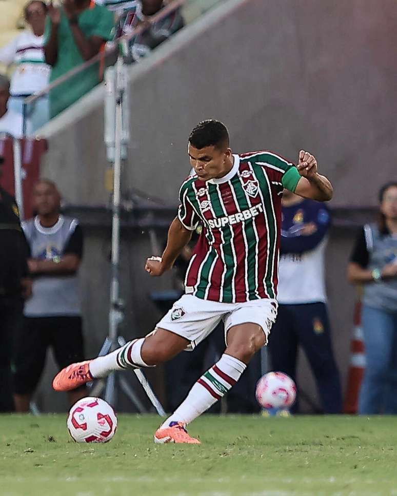 Thiago Silva foi capit&atilde;o no Fluminense &ndash;