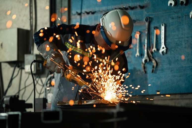 N&atilde;o houve redu&ccedil;&atilde;o dr&aacute;stica nas jornadas de trabalho ao longo dos anos