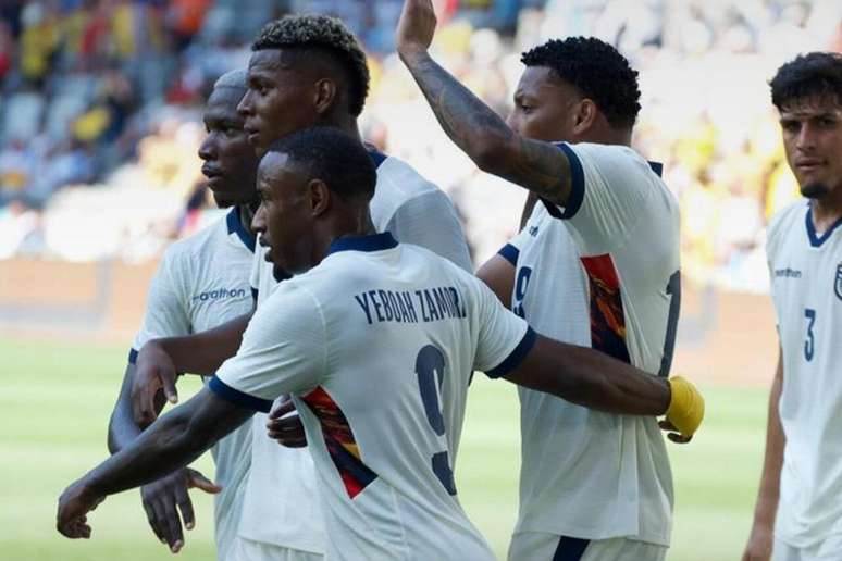 Plata deve come&ccedil;ar a Copa como titular &ndash;