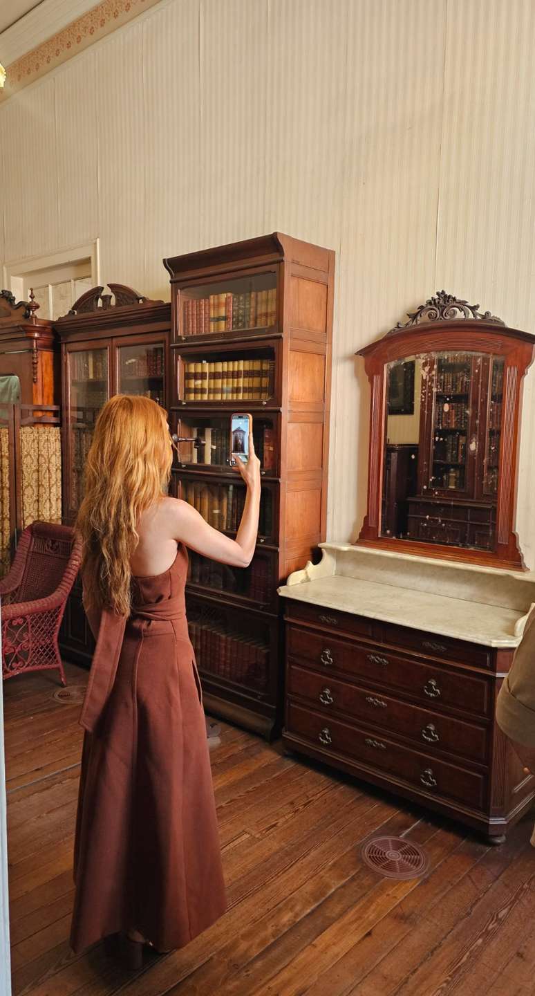 Marina Ruy Barbosa na casa museu de Rui Barbosa 